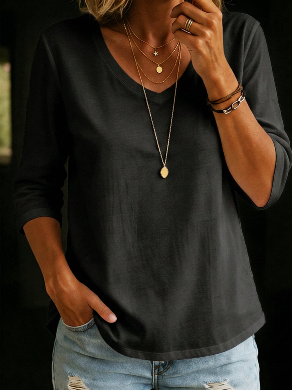 Half sleeve V-neck cotton T-shirt