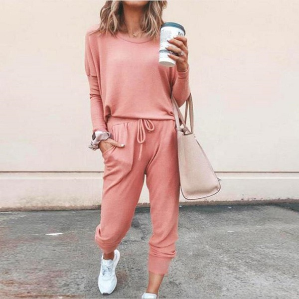 Women's long sleeve top and jogger pants set