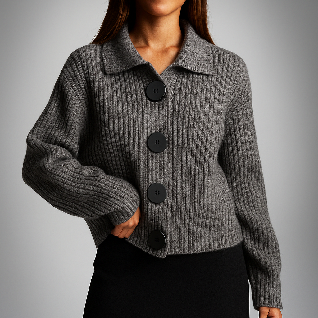 Women's oversized chunky ribbed cardigan with button front